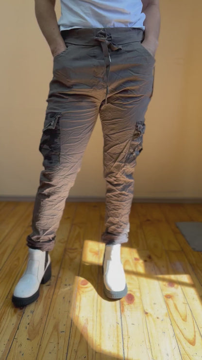 JOGGER PARCHE MILITAR